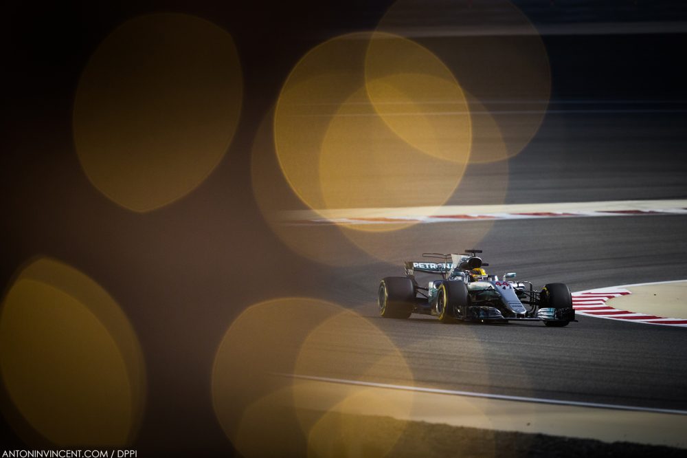44 HAMILTON Lewis (gbr) Mercedes W08 Hybrid EQ Power+ team Mercedes GP, action         during 2017 Formula 1 FIA world championship, Bahrain Grand Prix, at Sakhir from April 13 to 16  - Photo Antonin Vincent / DPPI