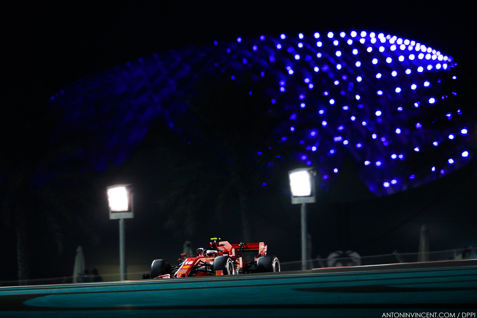 16 LECLERC Charles (mco), Scuderia Ferrari SF1000, action during the Formula 1 Etihad Airways Abu Dhabi Grand Prix 2020, from December 11 to 13, 2020 on the Yas Marina Circuit, in Abu Dhabi - Photo Antonin Vincent / DPPI